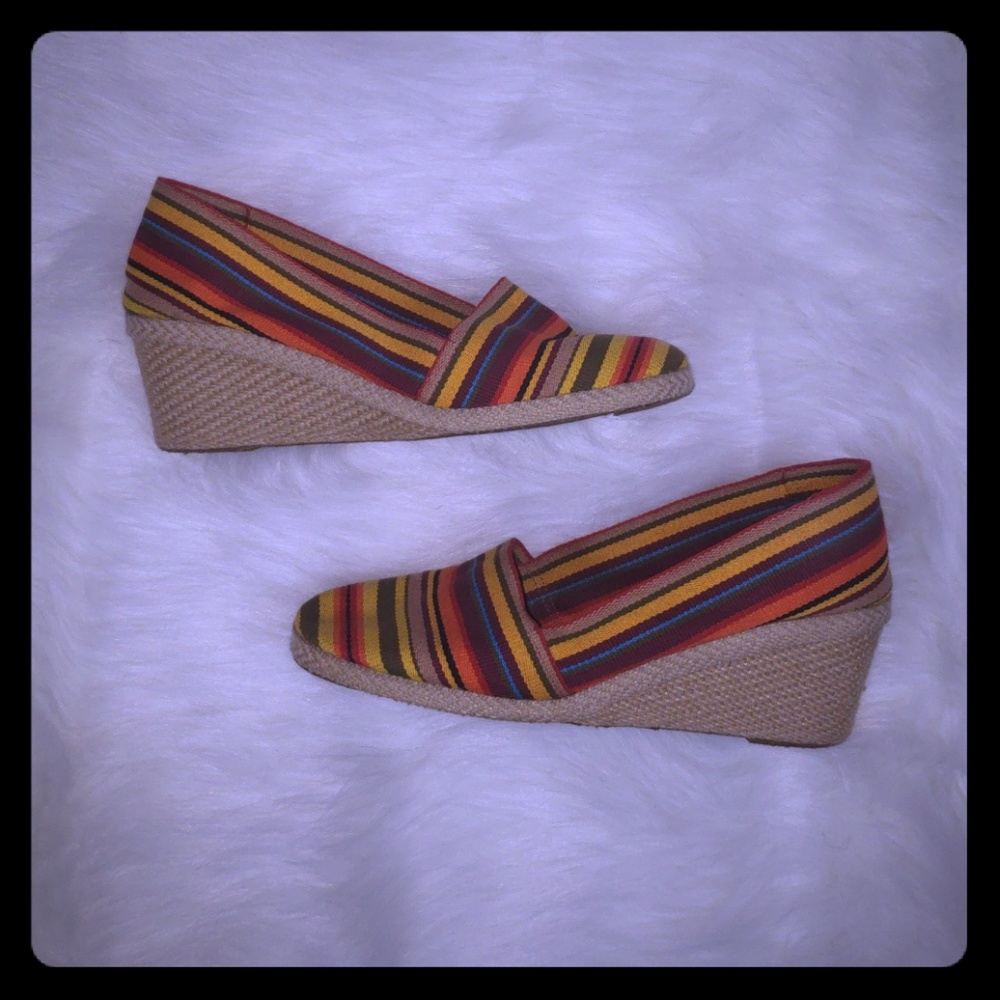 Tommy Bahama wedges/espadrilles Sz 8